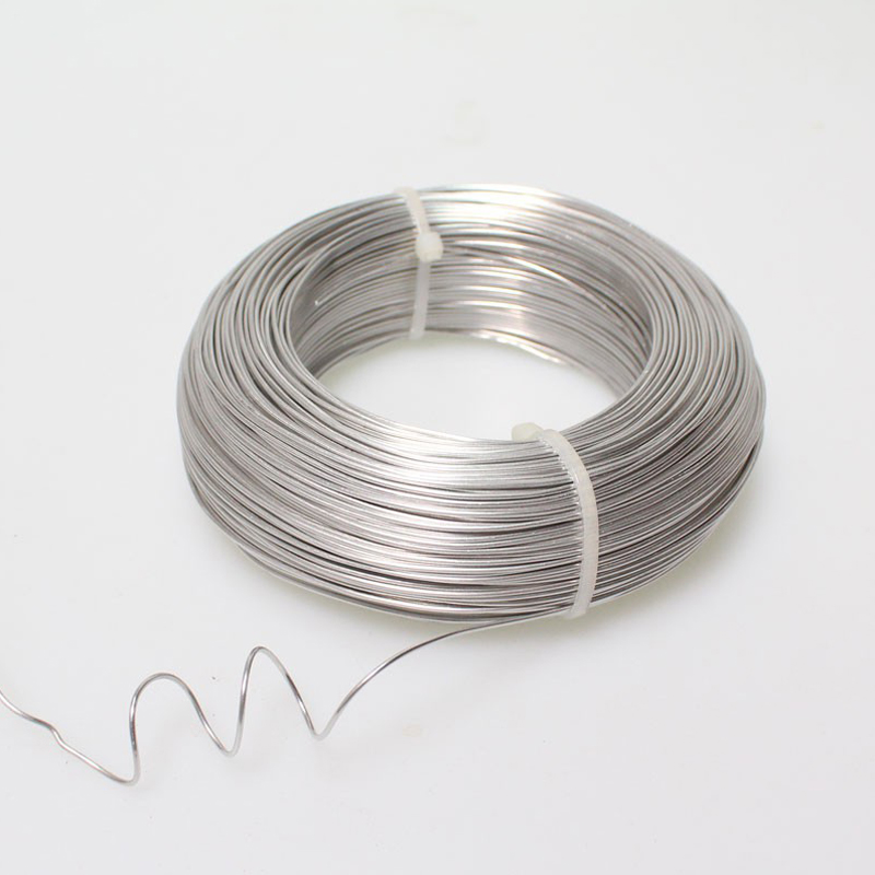 經(jīng)常有粉絲問，你們只是做實(shí)心棒材嗎？